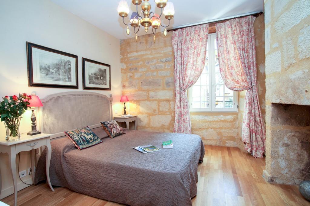 In Sarlat Luxury Rentals, Medieval Center - Maison Fenelon Exterior foto